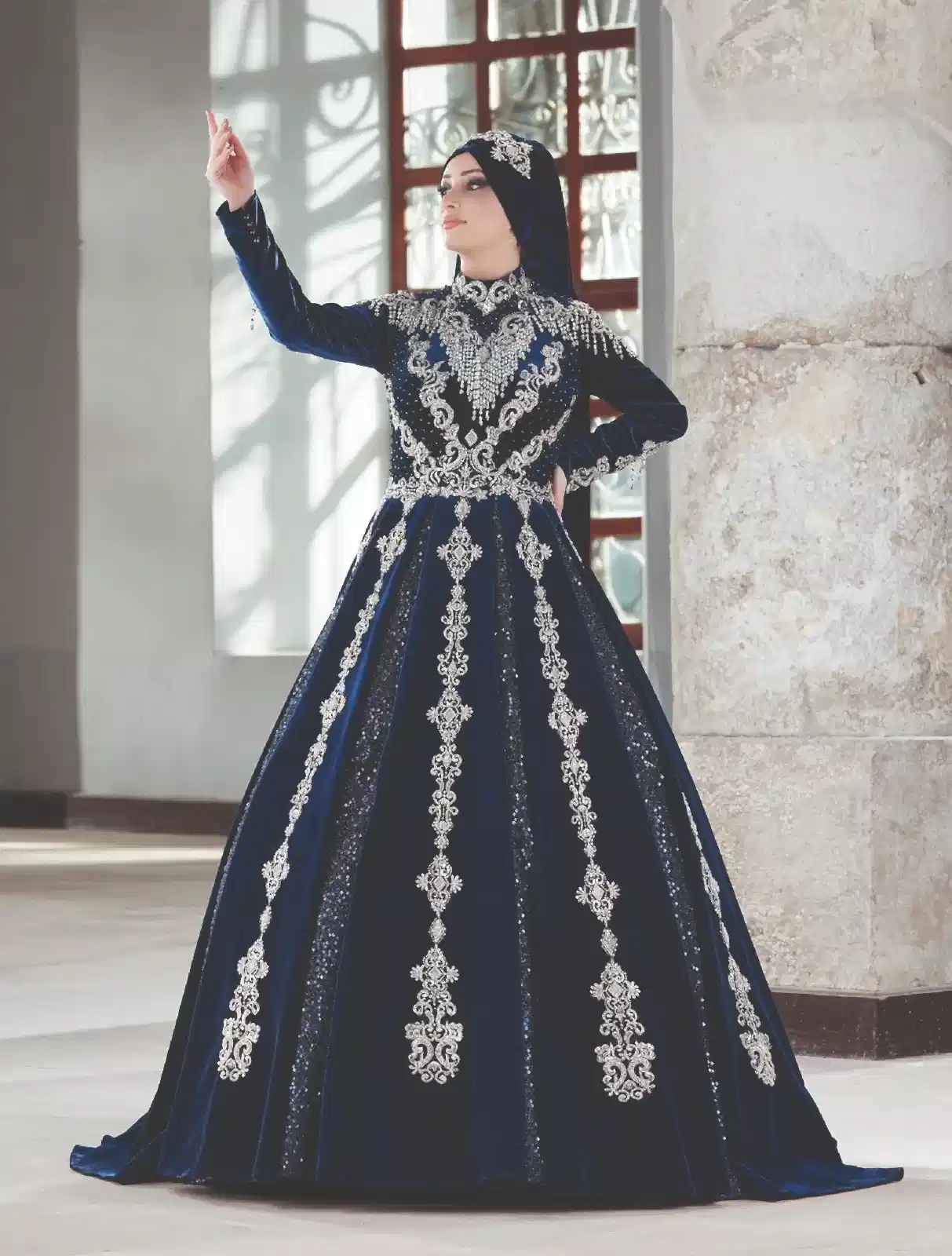 TESETTÜR BİNDALLI